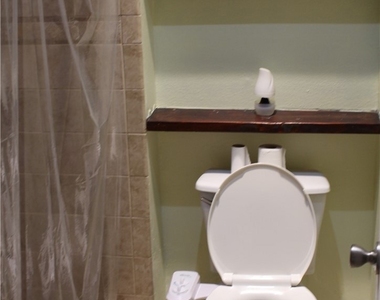 7320 Lennox Street - Photo Thumbnail 13