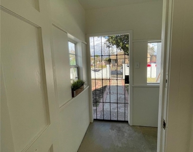 7359 Amestoy - Photo Thumbnail 7
