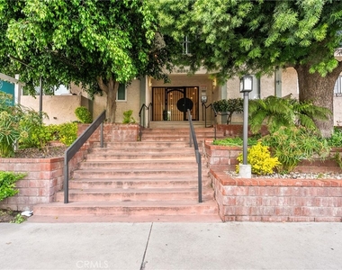 5055 Coldwater Canyon - Photo Thumbnail 5