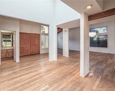 9201 Paso Robles - Photo Thumbnail 10