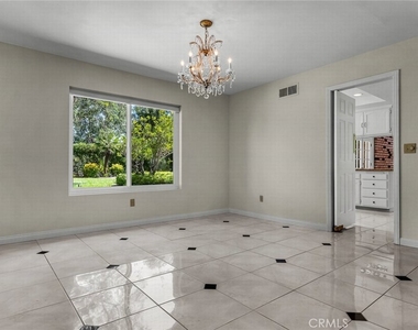 22253 Drums Court - Photo Thumbnail 9