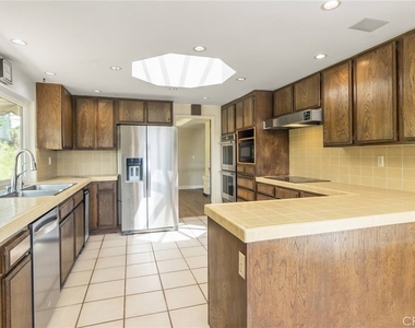 14676 Deervale - Photo Thumbnail 17