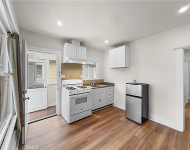 116 E Palm Avenue - Photo Thumbnail 7