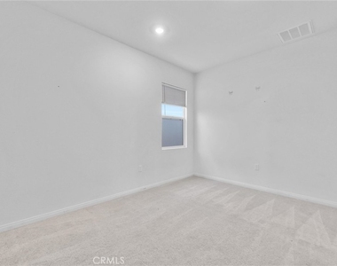 4688 Florence - Photo Thumbnail 10