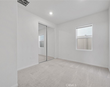 4688 Florence - Photo Thumbnail 14