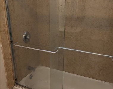 1764 Freeman Avenue - Photo Thumbnail 10