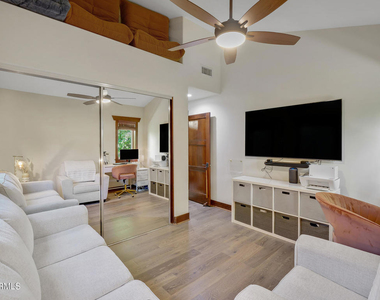 475 Cypress Avenue - Photo Thumbnail 17
