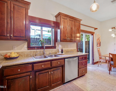 475 Cypress Avenue - Photo Thumbnail 13