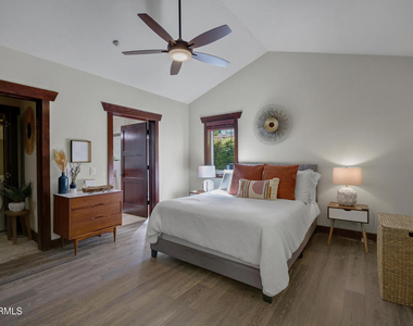 475 Cypress Avenue - Photo Thumbnail 29