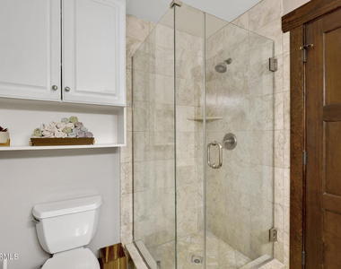 475 Cypress Avenue - Photo Thumbnail 21