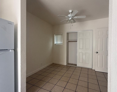 1234 Raymond Avenue - Photo Thumbnail 4