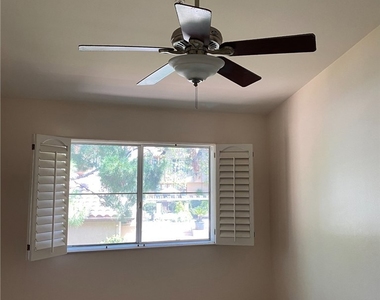 2635 Dunstan - Photo Thumbnail 11