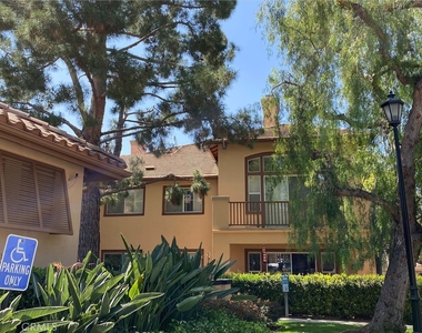 2635 Dunstan - Photo Thumbnail 15