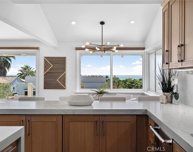 428 Cabrillo - Photo Thumbnail 11