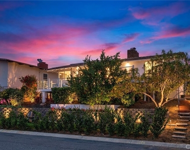 428 Cabrillo - Photo Thumbnail 22