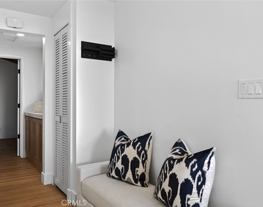 428 Cabrillo - Photo Thumbnail 12