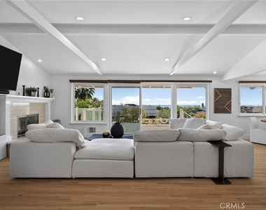 428 Cabrillo - Photo Thumbnail 5