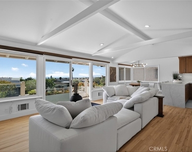 428 Cabrillo - Photo Thumbnail 6