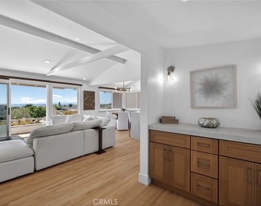428 Cabrillo - Photo Thumbnail 4