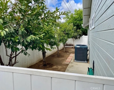 757 N. Stagecoach Lane - Photo Thumbnail 14