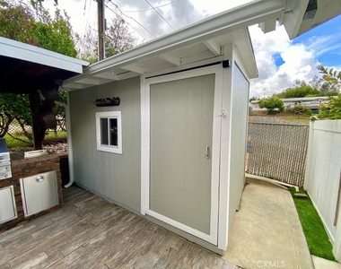 757 N. Stagecoach Lane - Photo Thumbnail 15