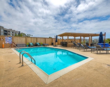1200 N Harbor - Photo Thumbnail 48