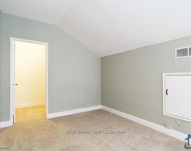 2830 Buena Knoll Court - Photo Thumbnail 21