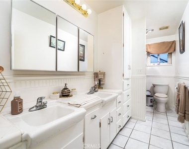 5035 Carlingford Avenue - Photo Thumbnail 17