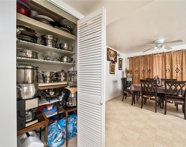5035 Carlingford Avenue - Photo Thumbnail 13