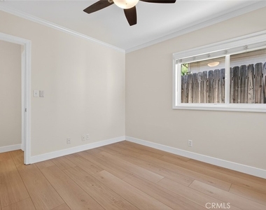 605-607 N Mar Vista Ave - Photo Thumbnail 21
