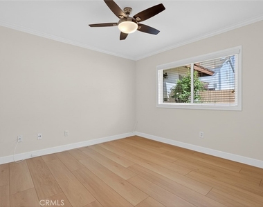 605-607 N Mar Vista Ave - Photo Thumbnail 13