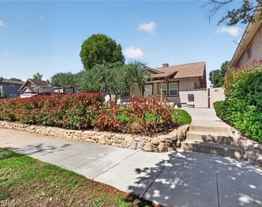 605-607 N Mar Vista Ave - Photo Thumbnail 22