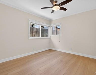 605-607 N Mar Vista Ave - Photo Thumbnail 19