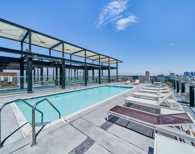 3810 Wilshire Boulevard - Photo Thumbnail 4