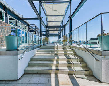 3810 Wilshire Boulevard - Photo Thumbnail 3