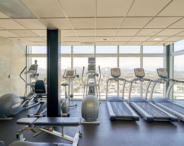 3810 Wilshire Boulevard - Photo Thumbnail 7