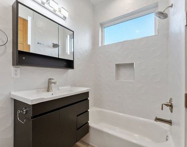 3932 Minerva Avenue - Photo Thumbnail 26