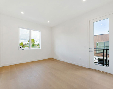 3932 Minerva Avenue - Photo Thumbnail 28