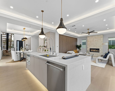 3932 Minerva Avenue - Photo Thumbnail 9