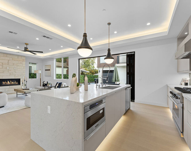 3932 Minerva Avenue - Photo Thumbnail 7