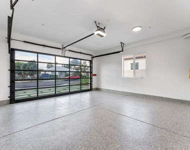 3932 Minerva Avenue - Photo Thumbnail 16