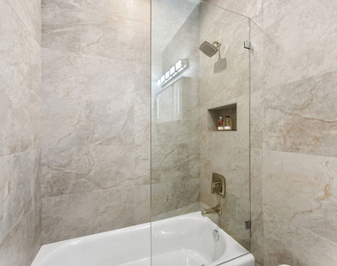 3932 Minerva Avenue - Photo Thumbnail 15