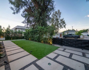 11658 Morrison Street - Photo Thumbnail 35