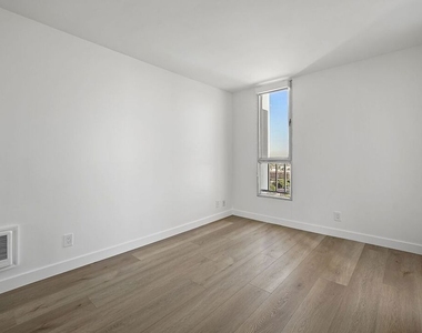 2700 Neilson Way - Photo Thumbnail 8