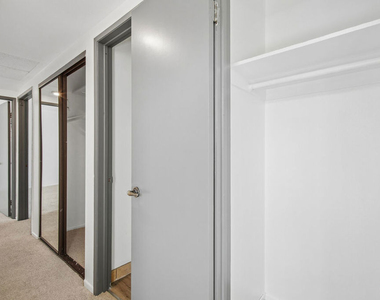 11924 Mayfield Avenue - Photo Thumbnail 14