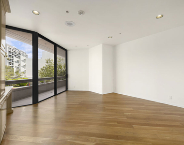 10430 Wilshire Boulevard - Photo Thumbnail 10