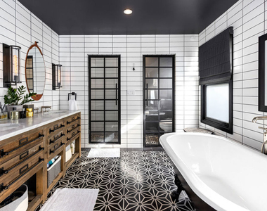 745 N Laurel Avenue - Photo Thumbnail 13