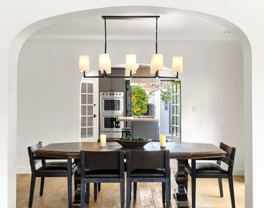 745 N Laurel Avenue - Photo Thumbnail 5