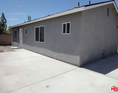 1151 Royal Avenue - Photo Thumbnail 18