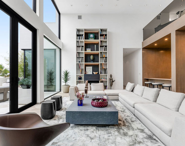 9405 Sierra Mar Place - Photo Thumbnail 6